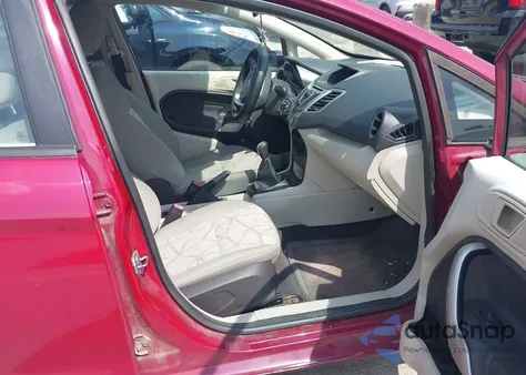 2011 Ford Fiesta Se z USA, uszkodzony, nr VIN 3FADP4BJ2BM113044